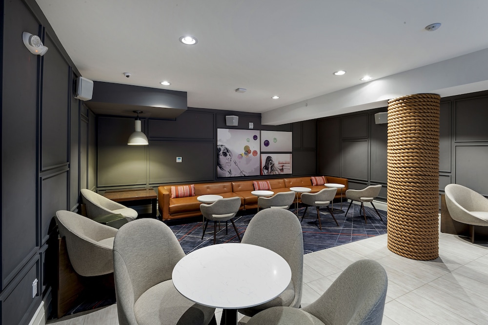 Axiom Hotel - photo 47