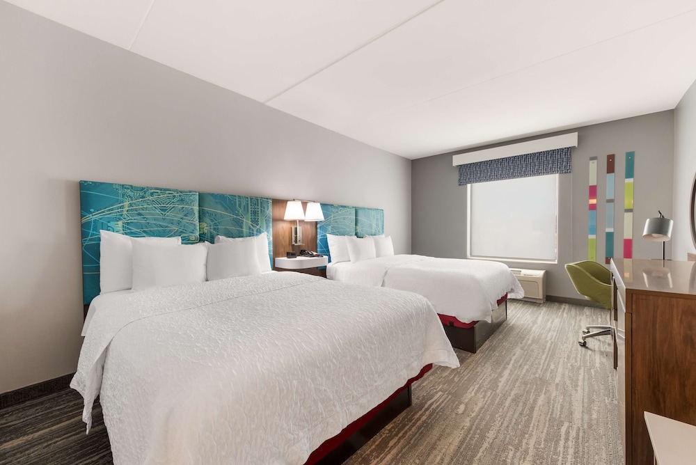 Hampton Inn & Suites Charlotte Airport - photo 17