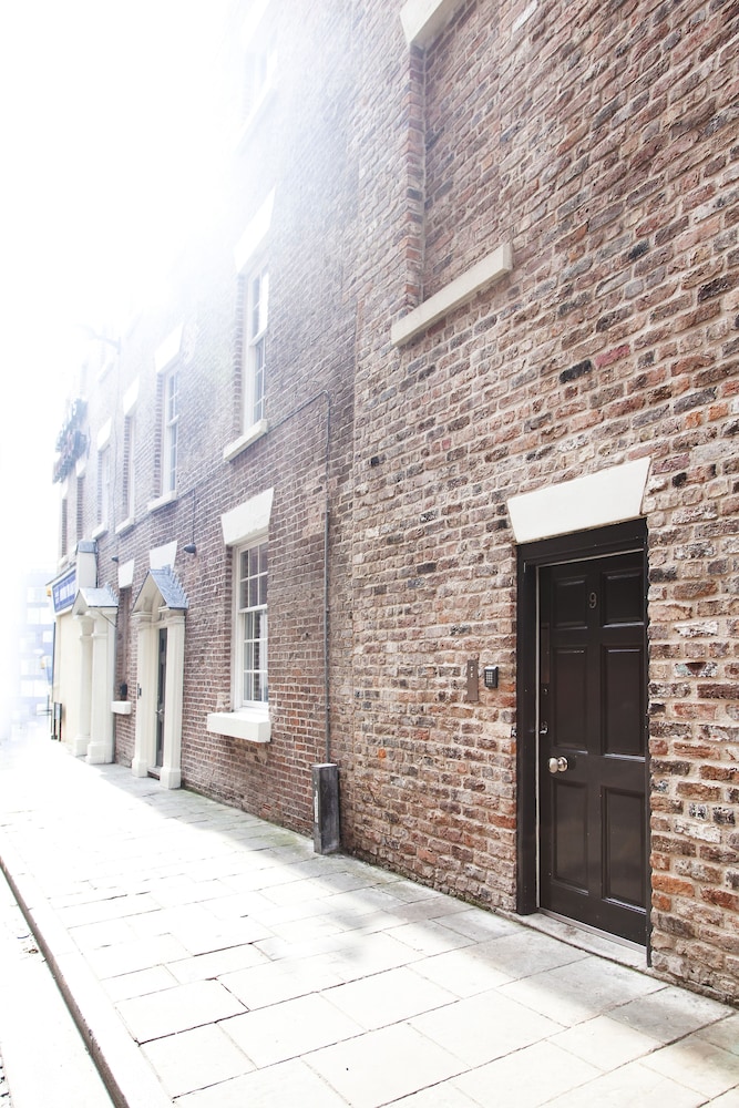 Epic Serviced Apartments Campbell Street — 4-Star Luxury Hotel in Liverpool, United Kingdom