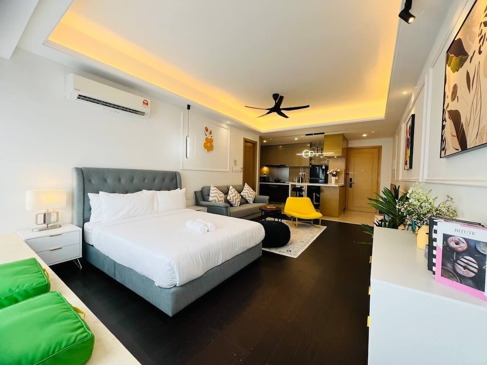 R&F Seine Region — 4-Star Luxury Hotel in Johor Bahru, Malaysia