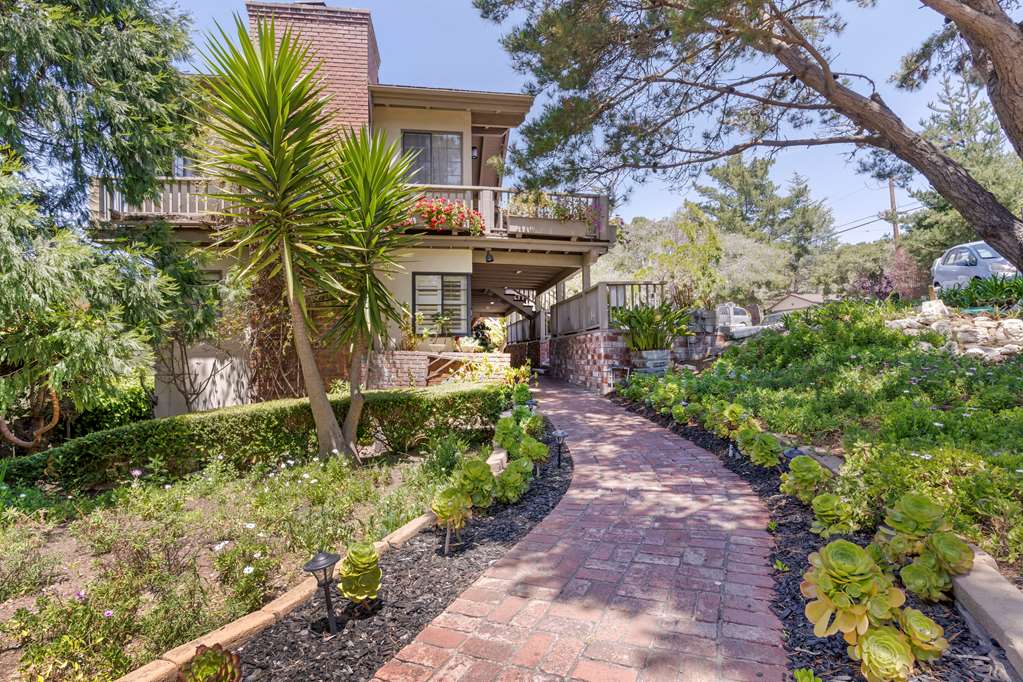 Comfort Inn Carmel By The Sea — hotel in Carmel