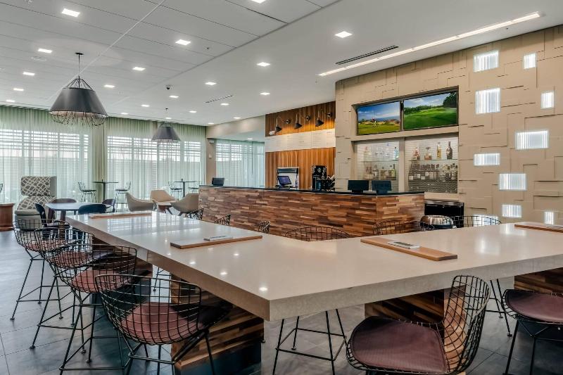 Courtyard by Marriott Savannah Airport - photo 72