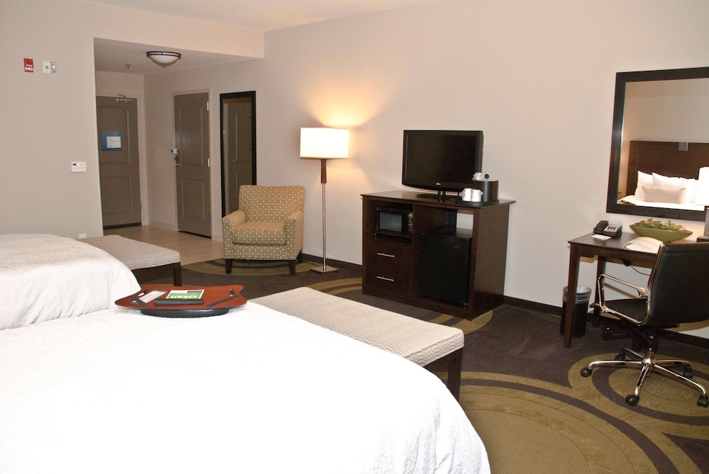 Hampton Inn Maumelle AR - photo 10