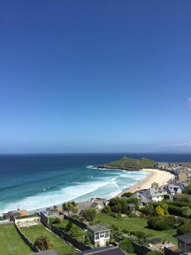 Ten Ocean View - carbon neutral hotel in St Ives