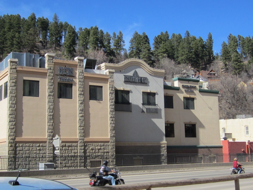Mineral Palace Hotel & Casino - photo 55