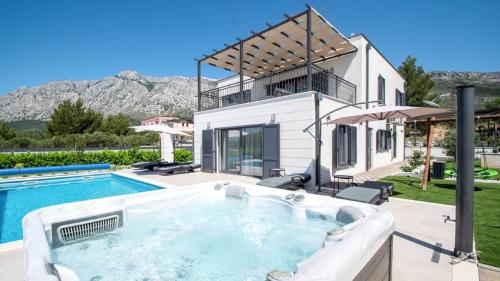 Villa Maslina in Orebić Haus für 8 Personen — 4-Star Luxury Hotel in Orebic, Croatia