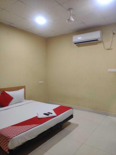 Hotel O Canaries Retirees Residency in Puducherry, India