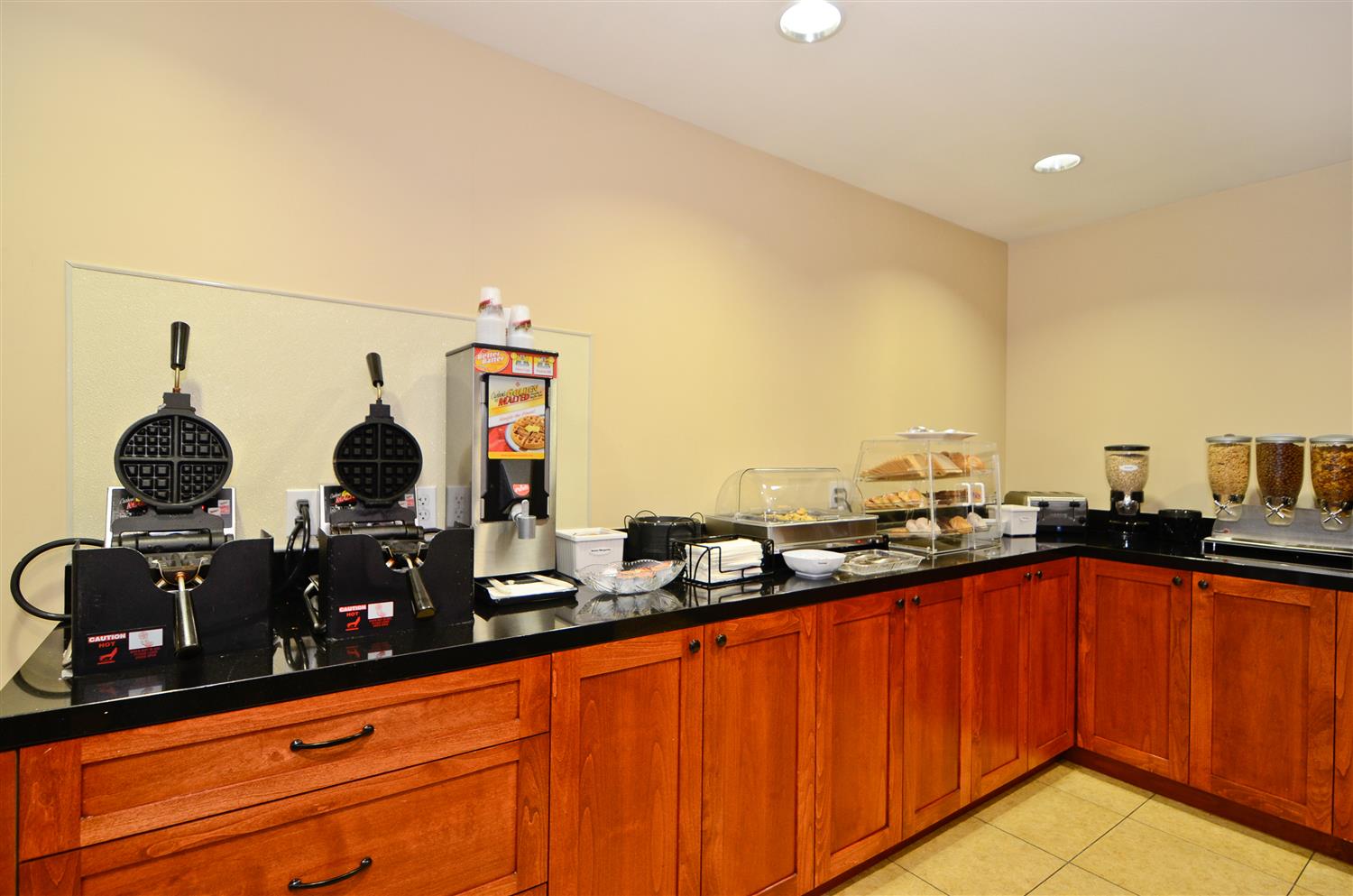 Best Western San Diego Pacific Beach Mission Bay - photo 3