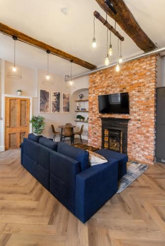 WhiskAwayStays Shaw Mews Apartment 3 — 4-Star Luxury Hotel in Worcester, United Kingdom