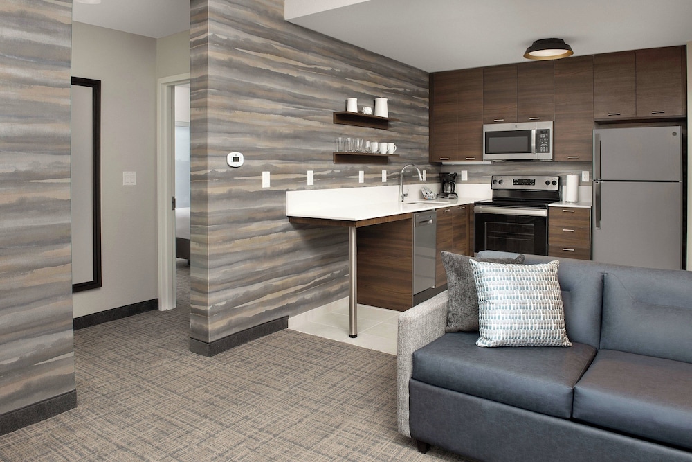 Residence Inn by Marriott Doral Mall Area - photo 16