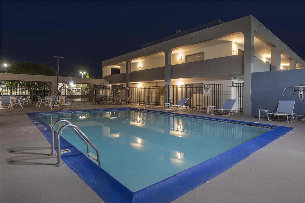 Best Western Salisbury Plaza - photo 46