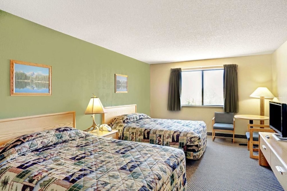 Topaz Lodge - photo 8