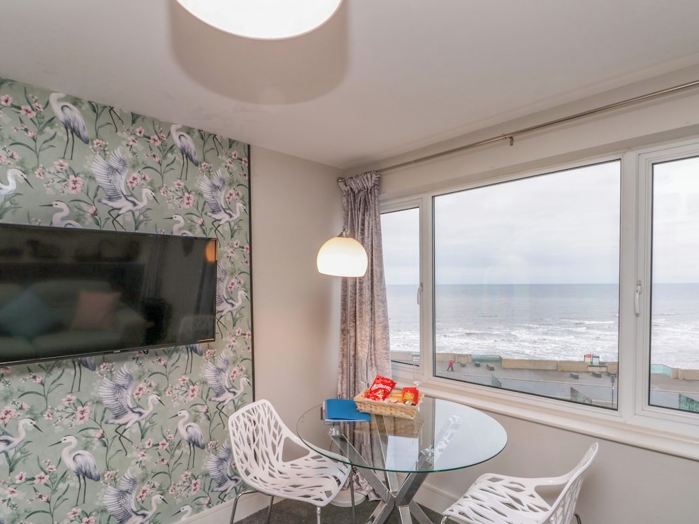 Apt 7 Hunter's Quay — 4-Star Luxury Hotel in Bridlington, United Kingdom