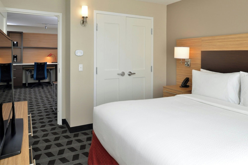 TownePlace Suites by Marriott Raleigh Durham Airport Morrisville - photo 11