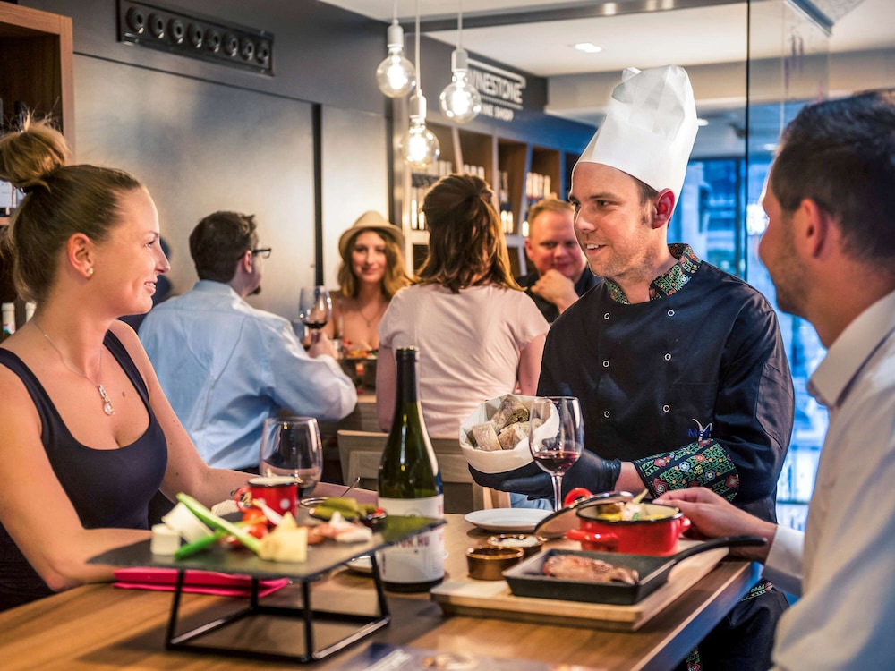 מזון ומשקאות