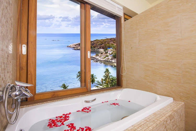 Baan Talay Sai Villa — 4-Star Luxury Hotel in Koh Samui, Thailand
