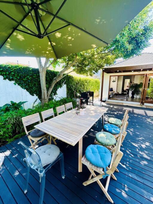 Stunning 2 Bedroom House in Leafy Claremont