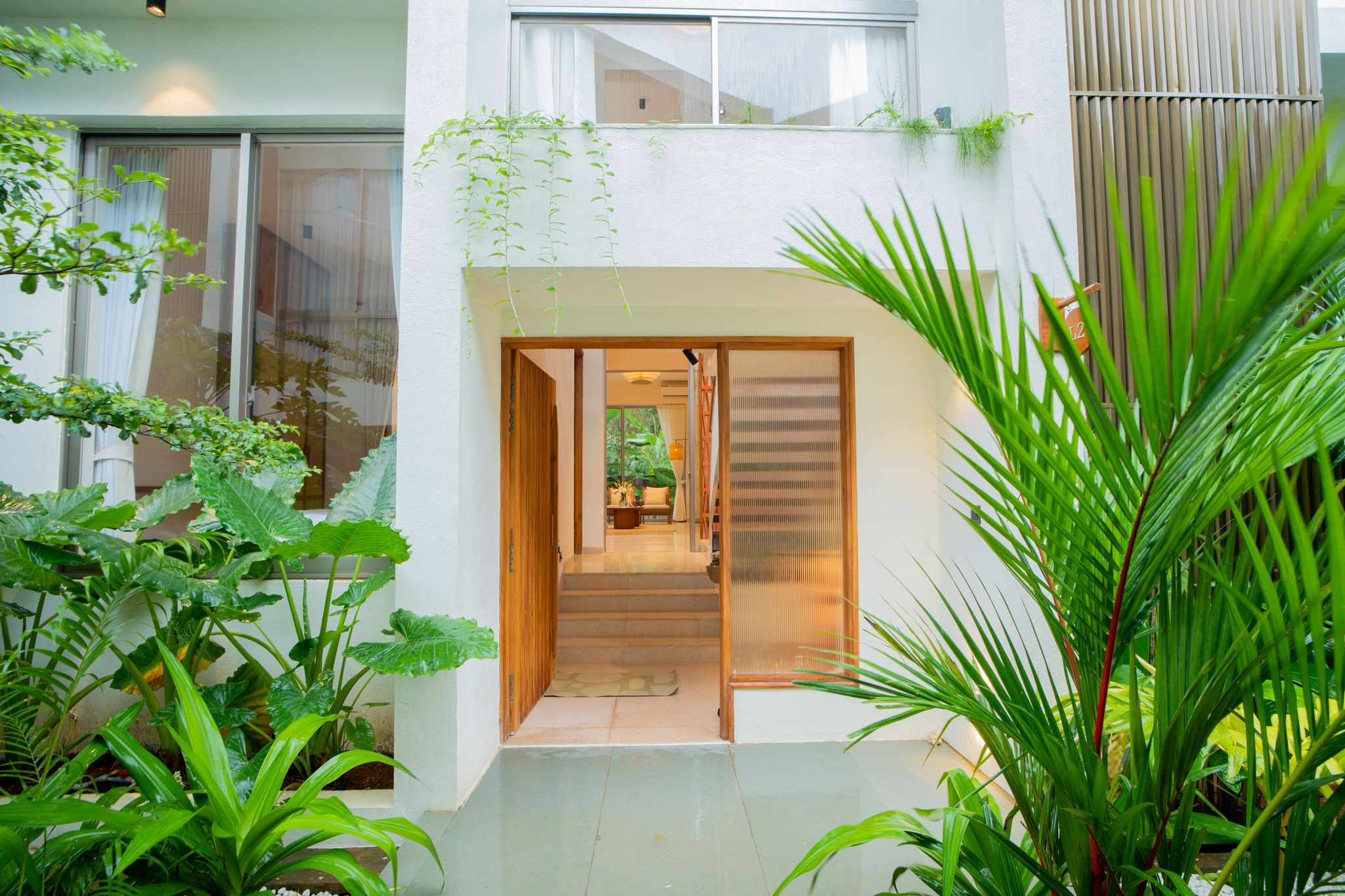ELIVAAS 3 BHK with Pvt Pool & Spacious living Area Mirai Villa Sukoon — 5-Star Luxury Hotel in Goa Velha, India
