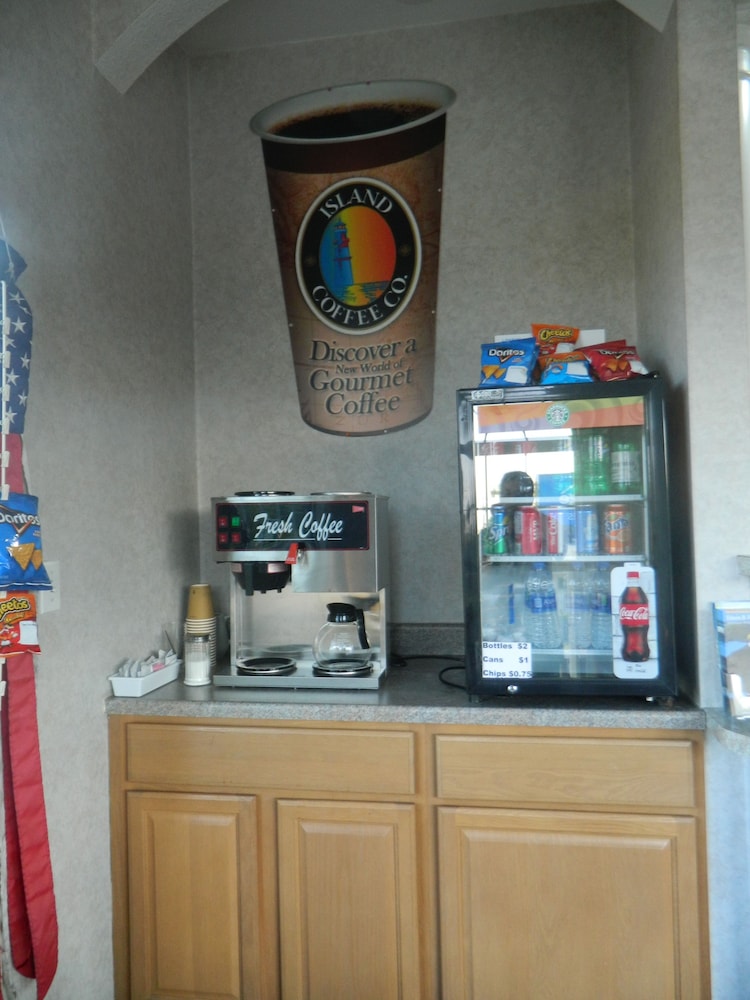 Village Inn and Suites - photo 26