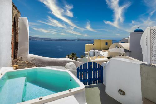 Danai House — 4-Star Luxury Hotel in Oia, Greece