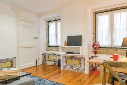 Lisbon Downtown Tiles Apartment — 4-Star Luxury Hotel in Lisbon, Portugal