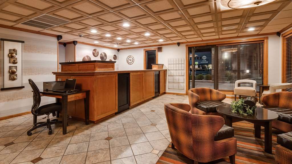 Best Western Angus Inn - photo 2