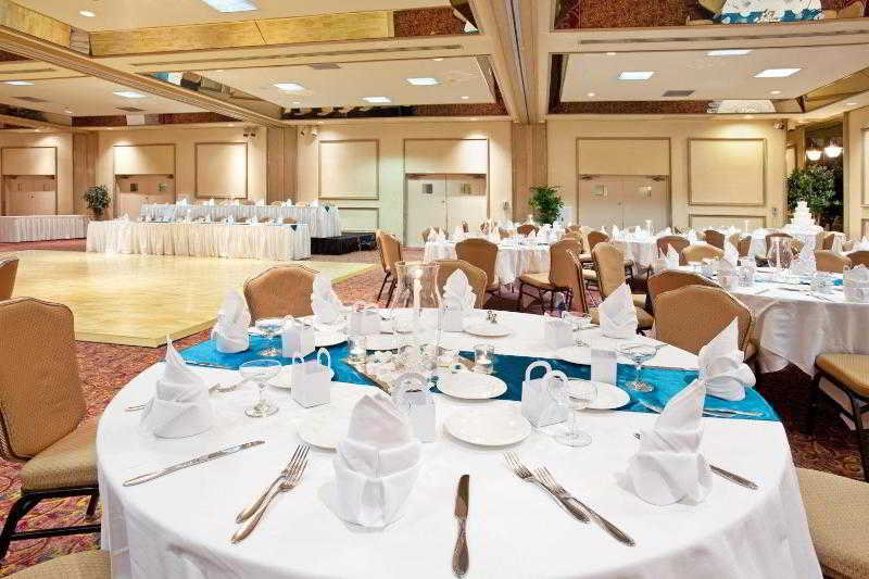Four Points by Sheraton Phoenix North - photo 26