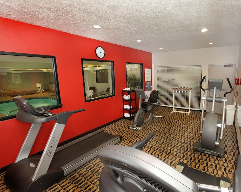 Holiday Inn Express & Suites Ogden by IHG - carbon neutral hotel in Ogden