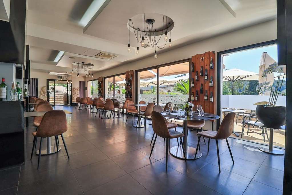 Hotel Perla Riviera — Cagnes-Sur-Mer — photo 2