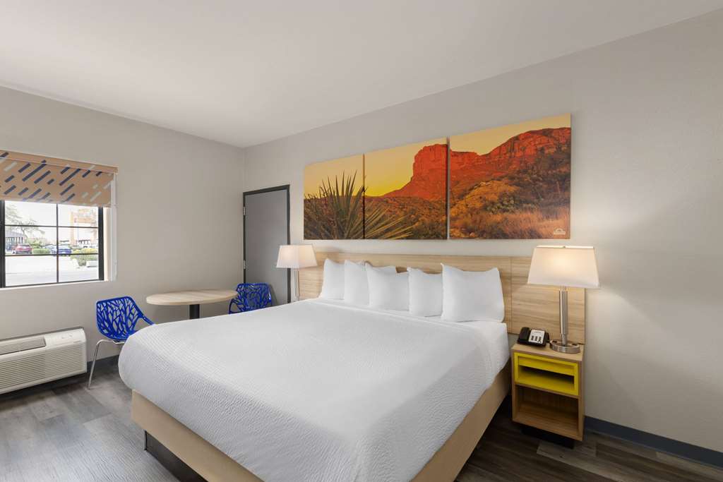 Days Inn & Suites by Wyndham Tucson Marana - photo 27