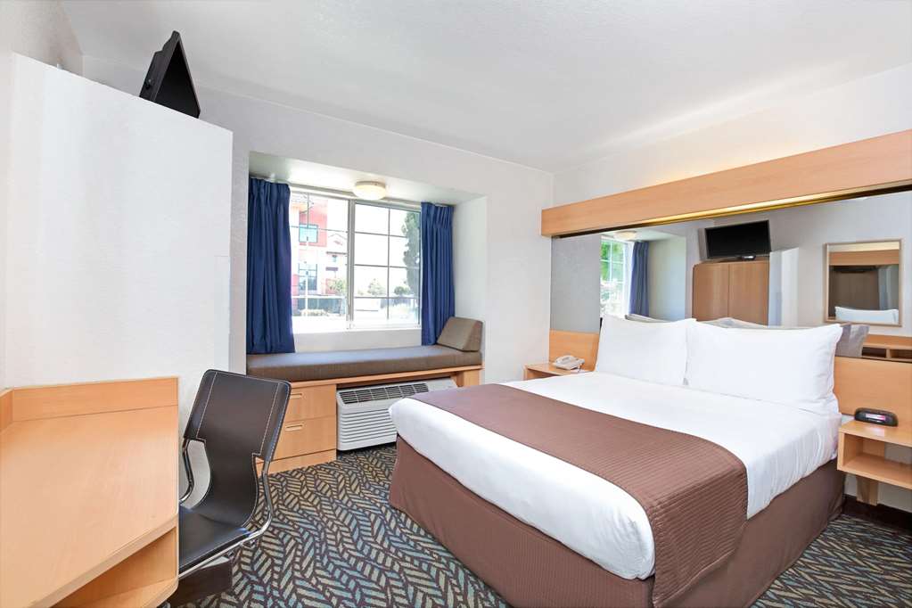 Microtel Inn & Suites by Wyndham Morgan Hill San Jose Area - photo 7