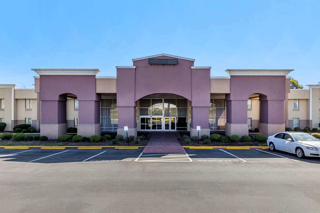 Quality Inn & Suites Greensboro High Point - featured photo