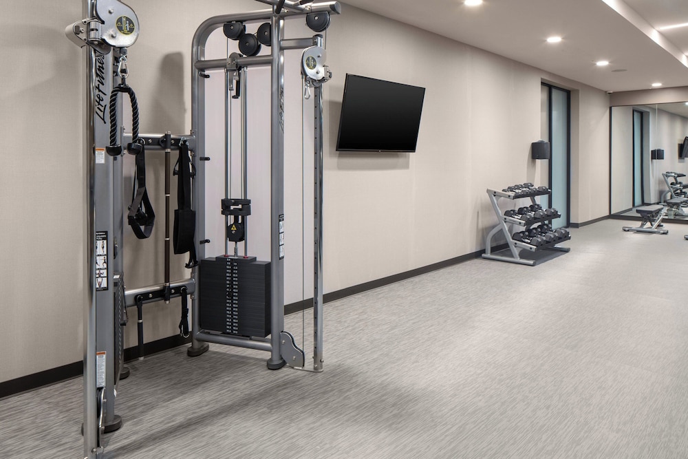 Courtyard by Marriott Jefferson City - photo 20