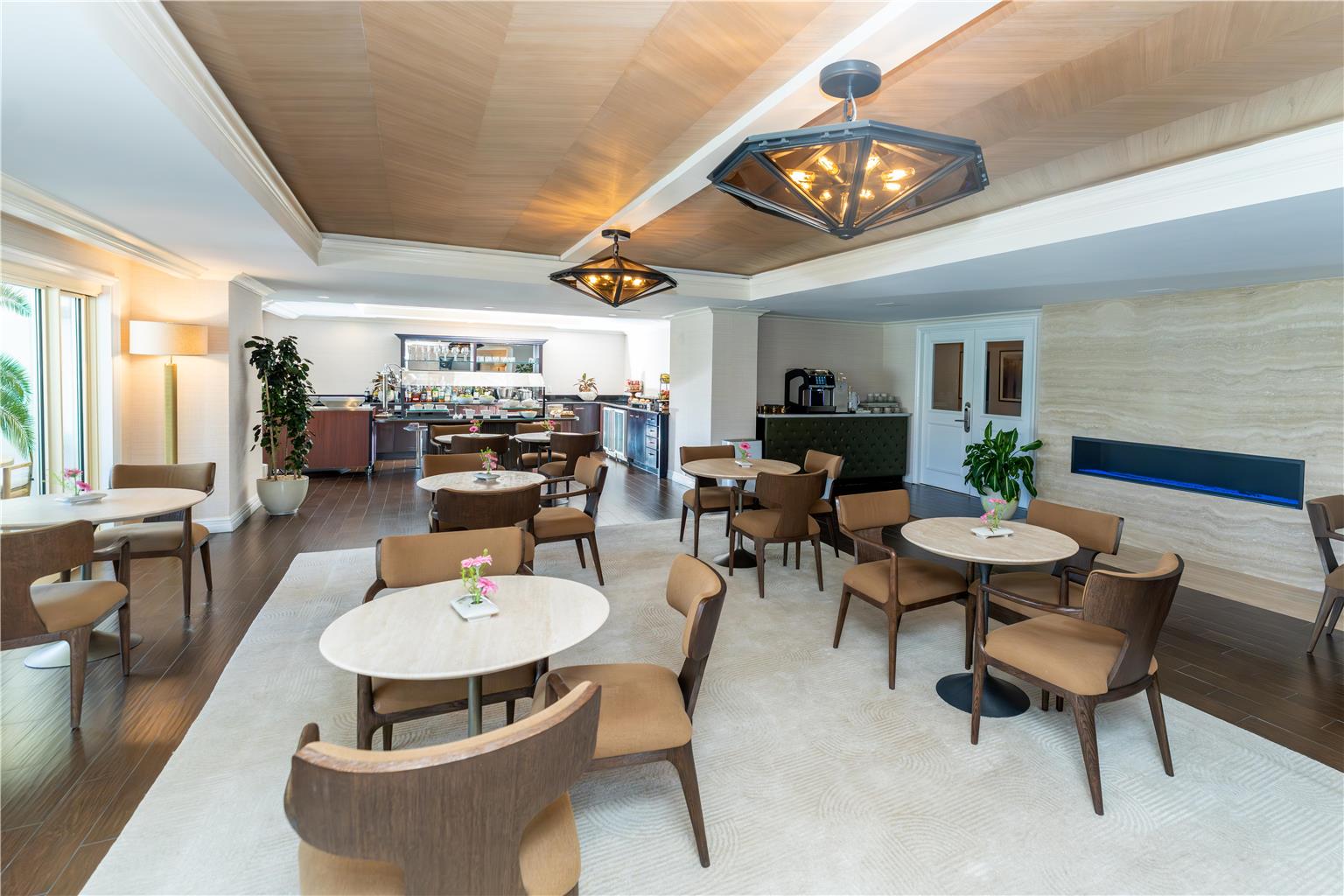 Eau Resort & Spa - photo 9