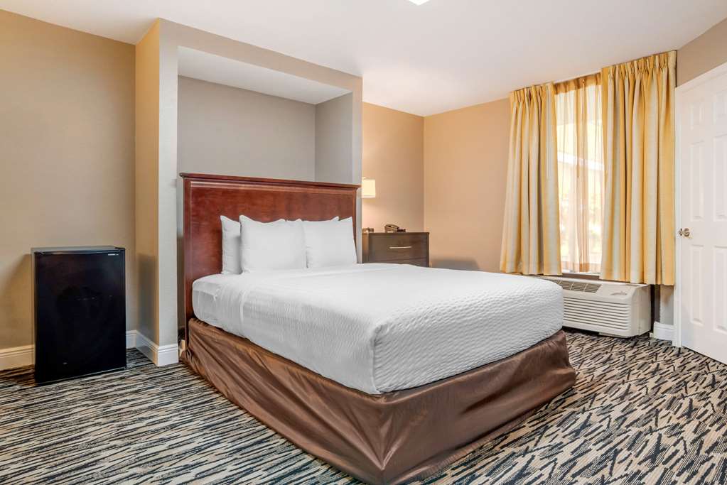 Clarion Inn and Conference Center - photo 34