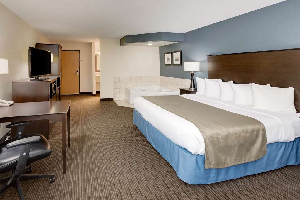 Baymont by Wyndham Owatonna - photo 52