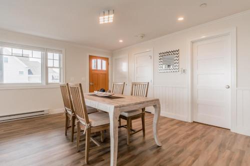 Lighthouse Suites at Pine Point - photo 2