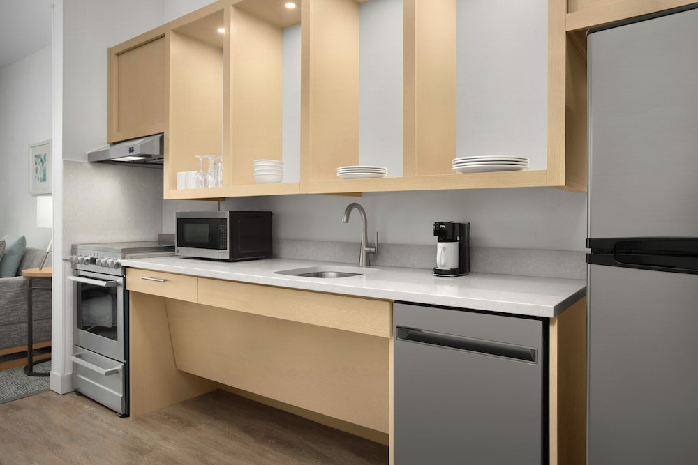 TownePlace Suites by Marriott Jacksonville Mayport - photo 33