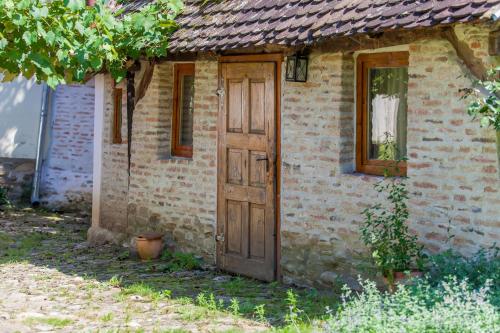 Dominic Boutique Little Barn Cloasterf in Sovata, Romania