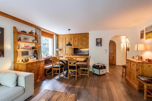 Chalet Belmont — 4-Star Luxury Hotel in Flims, Switzerland