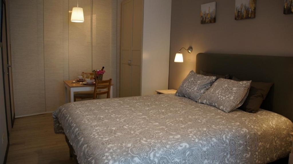 Les petits nids de Nina 1 — hotel in Gesves