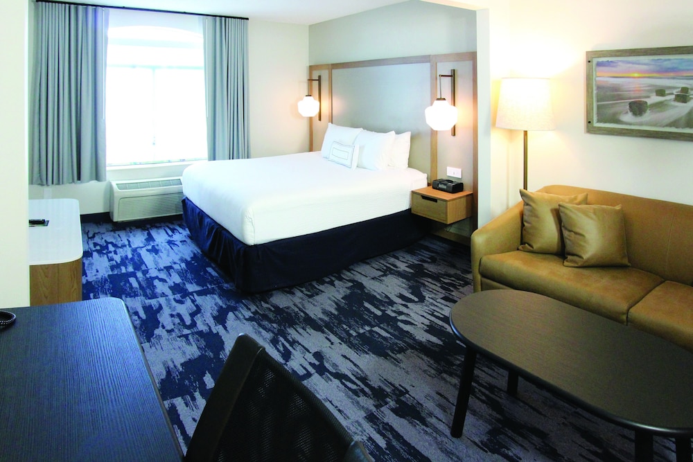 Fairfield by Marriott Inn & Suites Charleston Airport Convention Center - photo 16