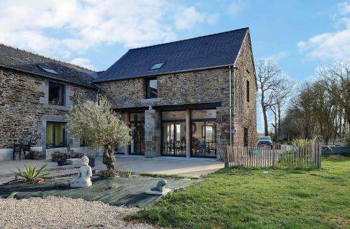 Le Cellier Domaine Des Haies — Dol De Bretagne