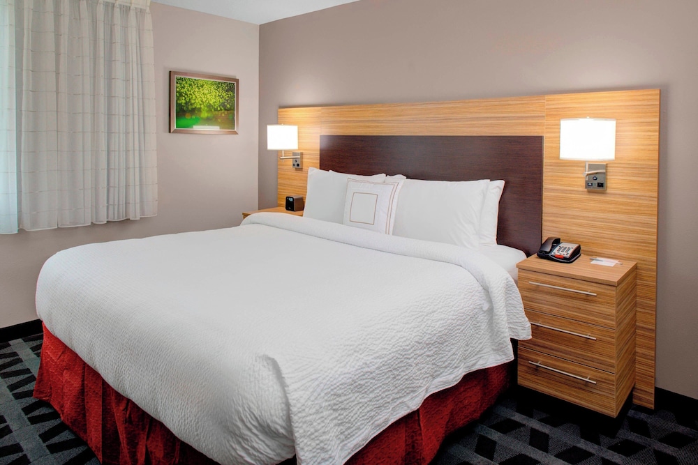 TownePlace Suites by Marriott Parkersburg - photo 7