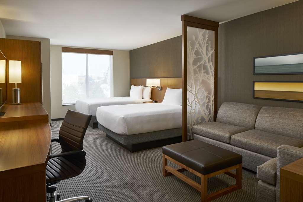 Hyatt Place Wilmington Riverfront - photo 25