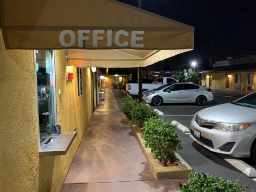 El Rey Inn - photo 2