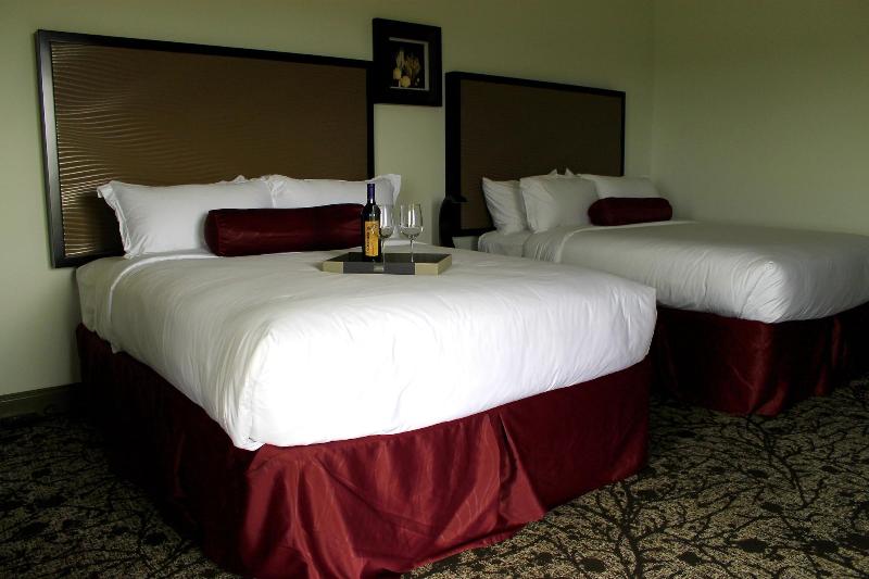 Regalia Hotel & Conference Center - photo 36