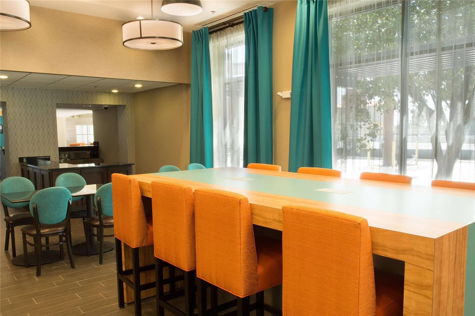 Heritage Inn & Suites San Antonio Airport Trademark Wyndham - photo 7