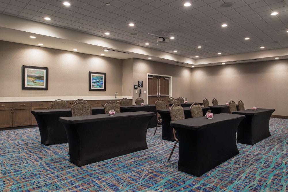 Hampton Inn Benson - photo 48