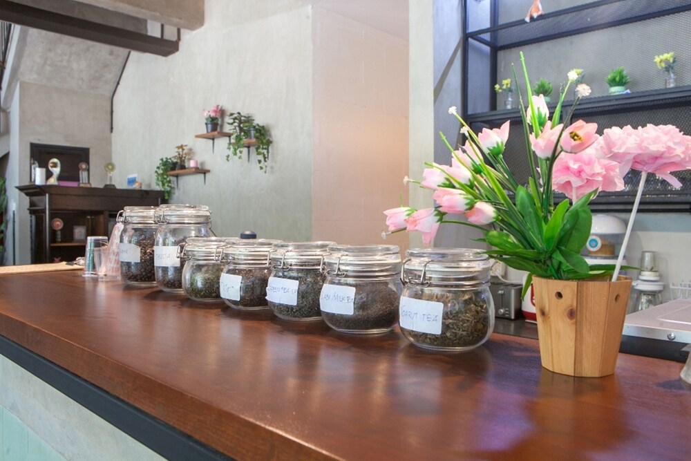 RedDoorz Plus near Asia Afrika 2 — Bandung — photo 2